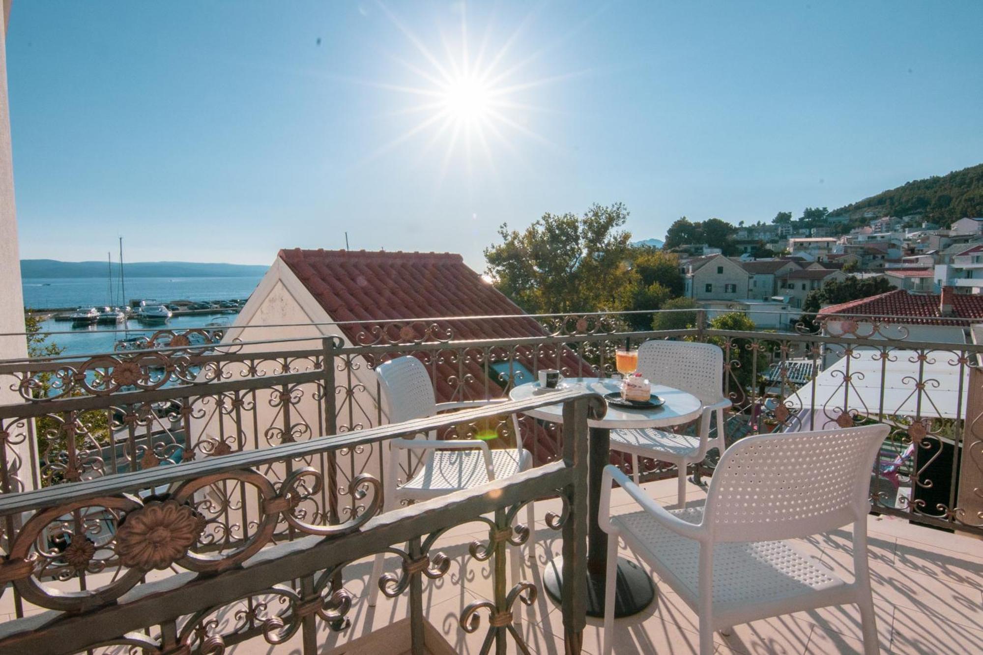 Bed & Breakfast Portun In The Center Башка-Вода Екстер'єр фото
